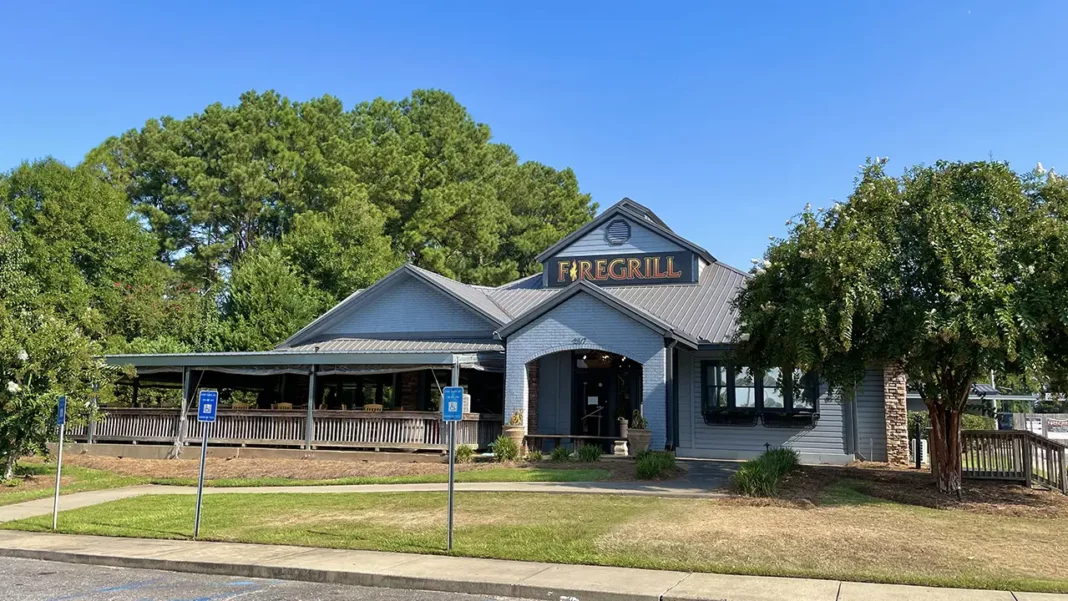 Austin's Firegrill and Oysterbar in Albany, GA